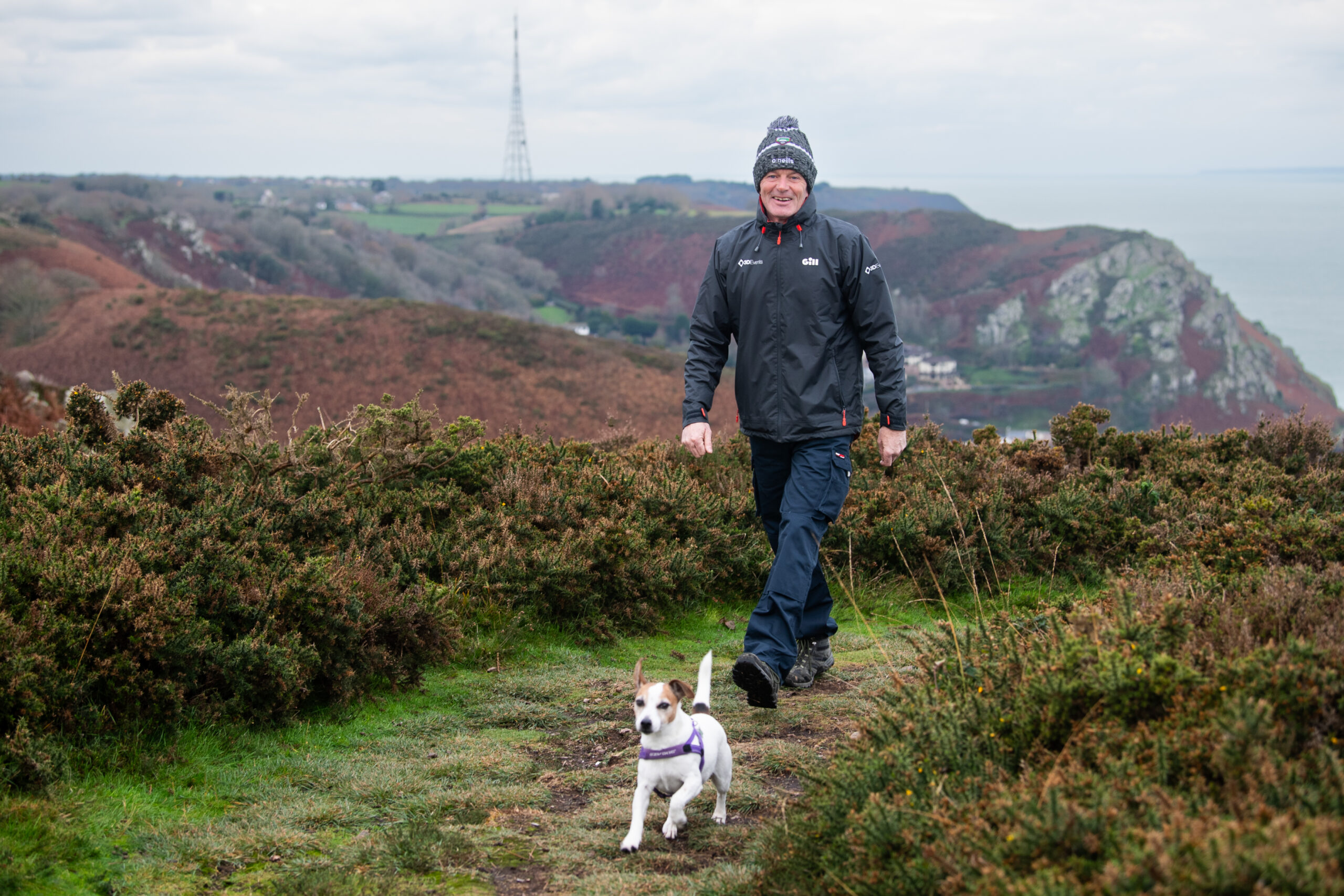 JJ Gallagher & Sammy the dog